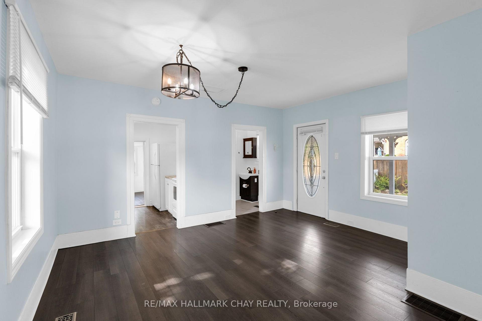 Photo 11 of 7192 26 Highway, Clearview, Stayner — HOMEH