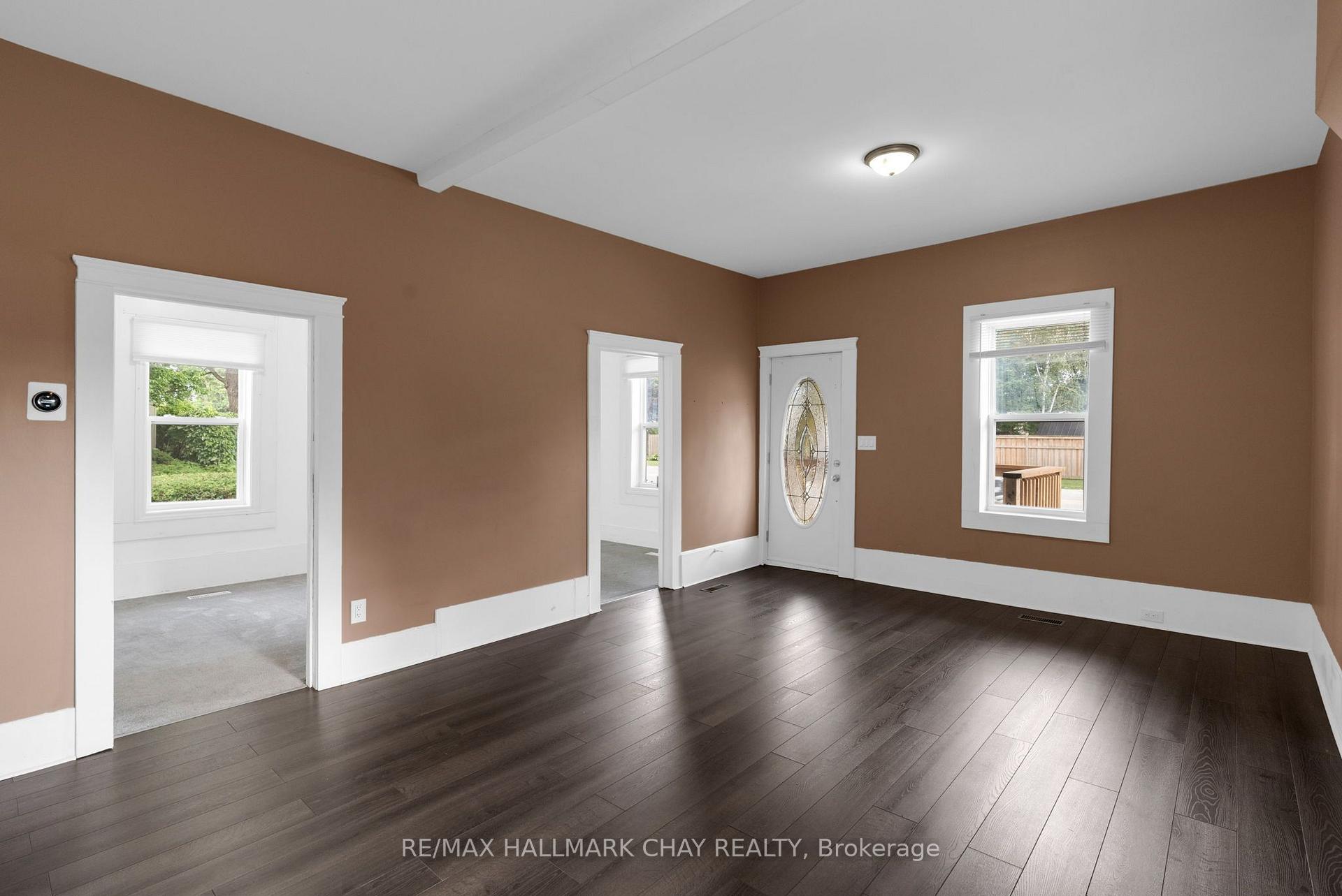 Photo 13 of 7192 26 Highway, Clearview, Stayner — HOMEH