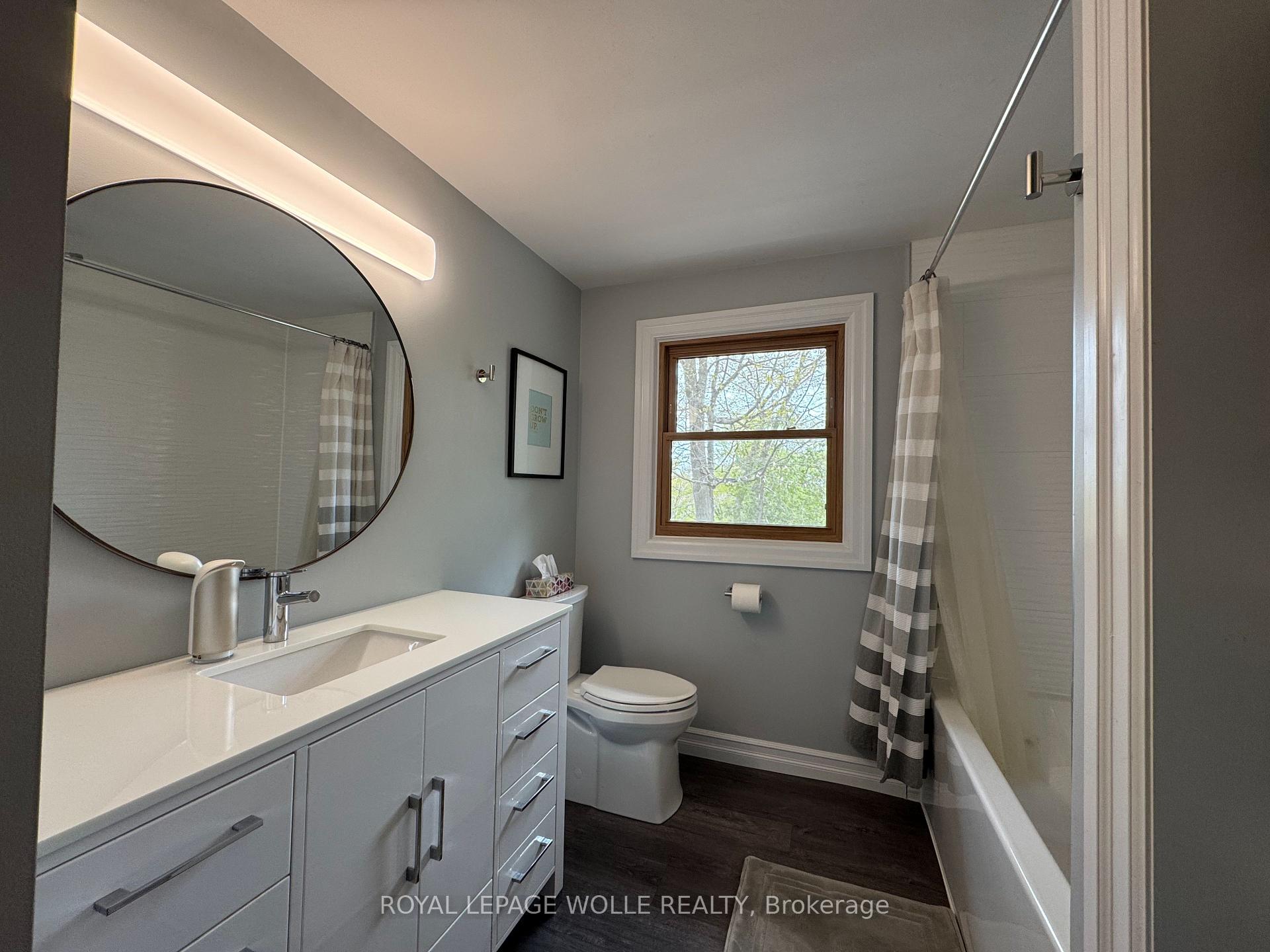 Photo 17 of 1814 Nafziger Road, Wilmot — HOMEH