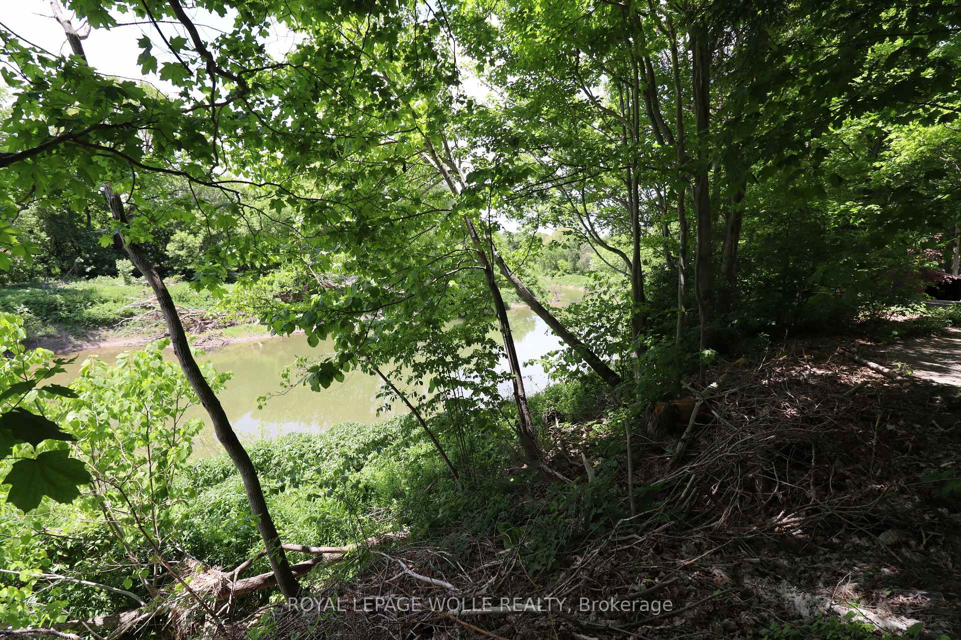 Photo 27 of 1814 Nafziger Road, Wilmot — HOMEH