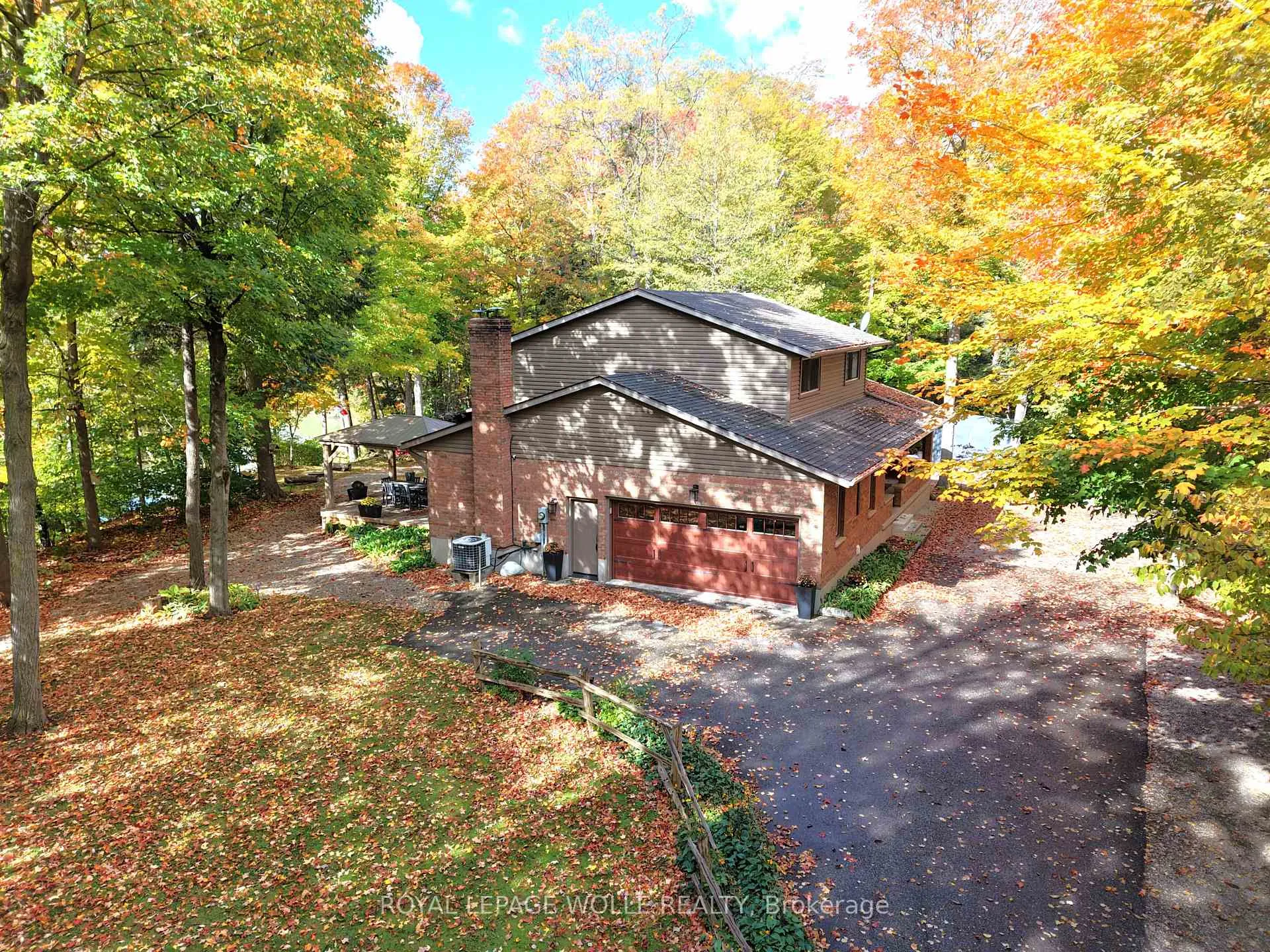 Photo 2 of 1814 Nafziger Road, Wilmot — HOMEH