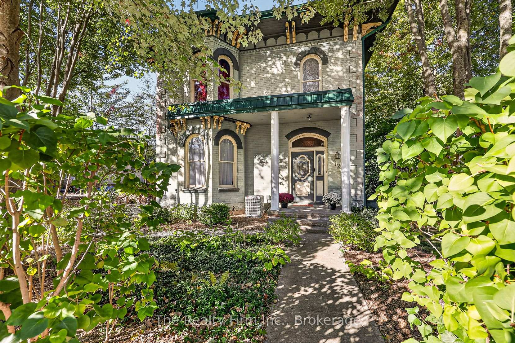 Photo of 12 Stover Street S