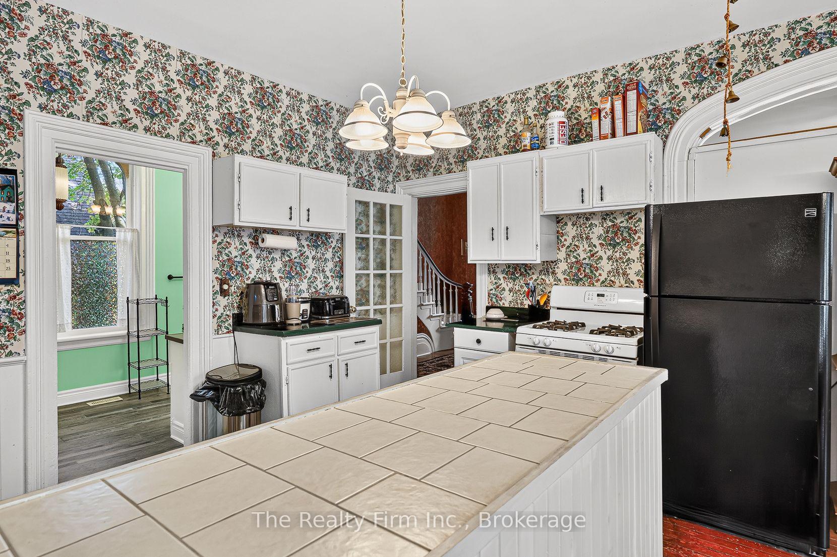 Photo 19 of 12 Stover Street S, Norwich, Norwich Town — HOMEH