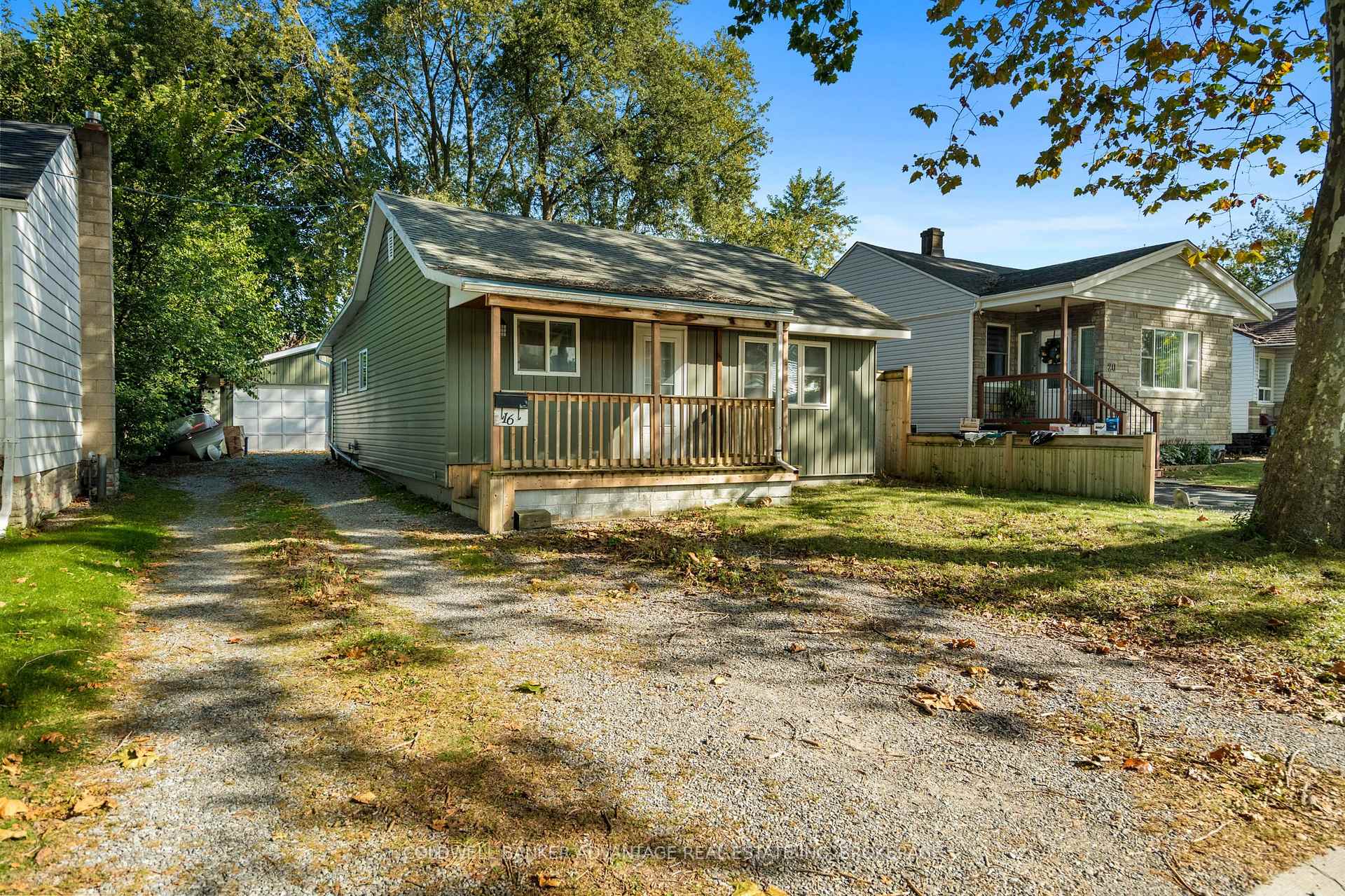 Photo 2 of 16 Achilles Avenue, Welland, Lincoln/Crowland — HOMEH