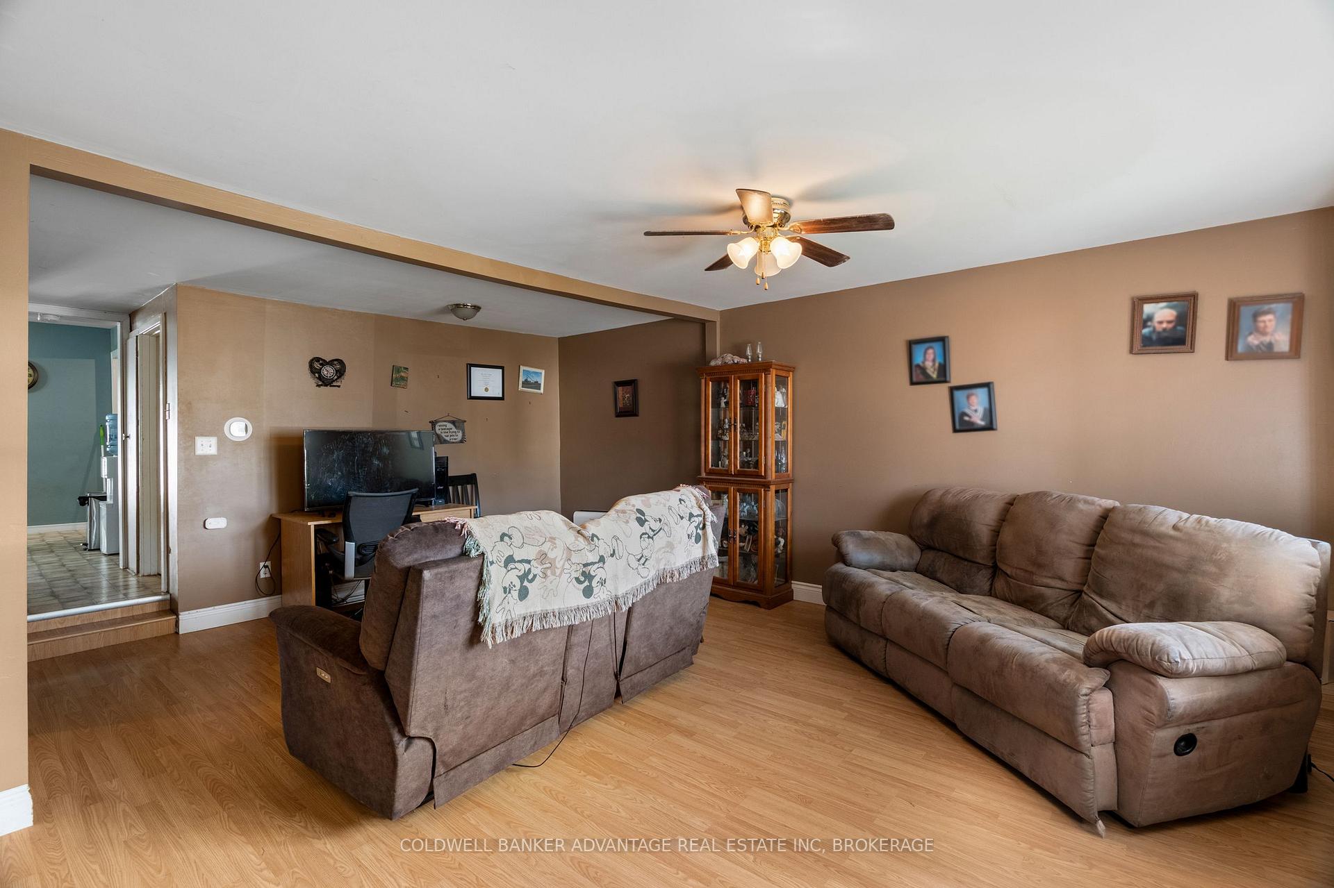 Photo 7 of 16 Achilles Avenue, Welland, Lincoln/Crowland — HOMEH