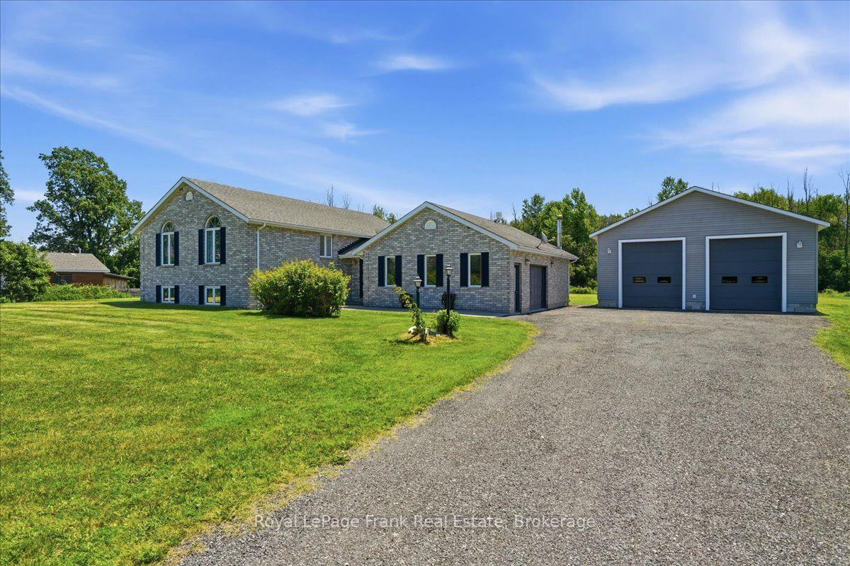 Photo 3 of 1400 Casey Road, Belleville, Thurlow Ward — HOMEH