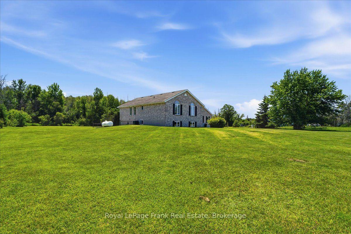Photo 47 of 1400 Casey Road, Belleville, Thurlow Ward — HOMEH