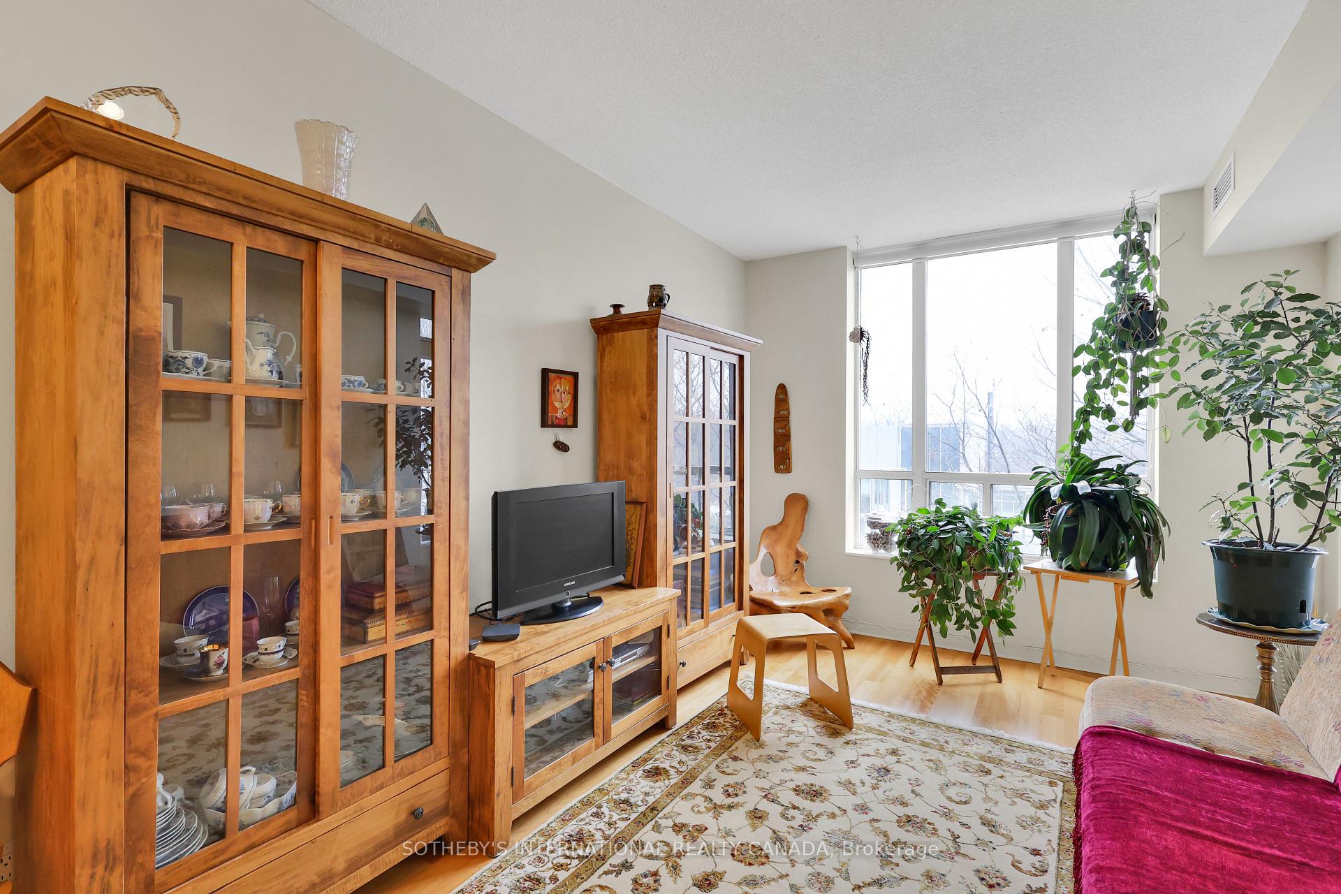 Photo 8 of Unit 407, 481 Rosewell Avenue, Toronto, Lawrence Park South — HOMEH