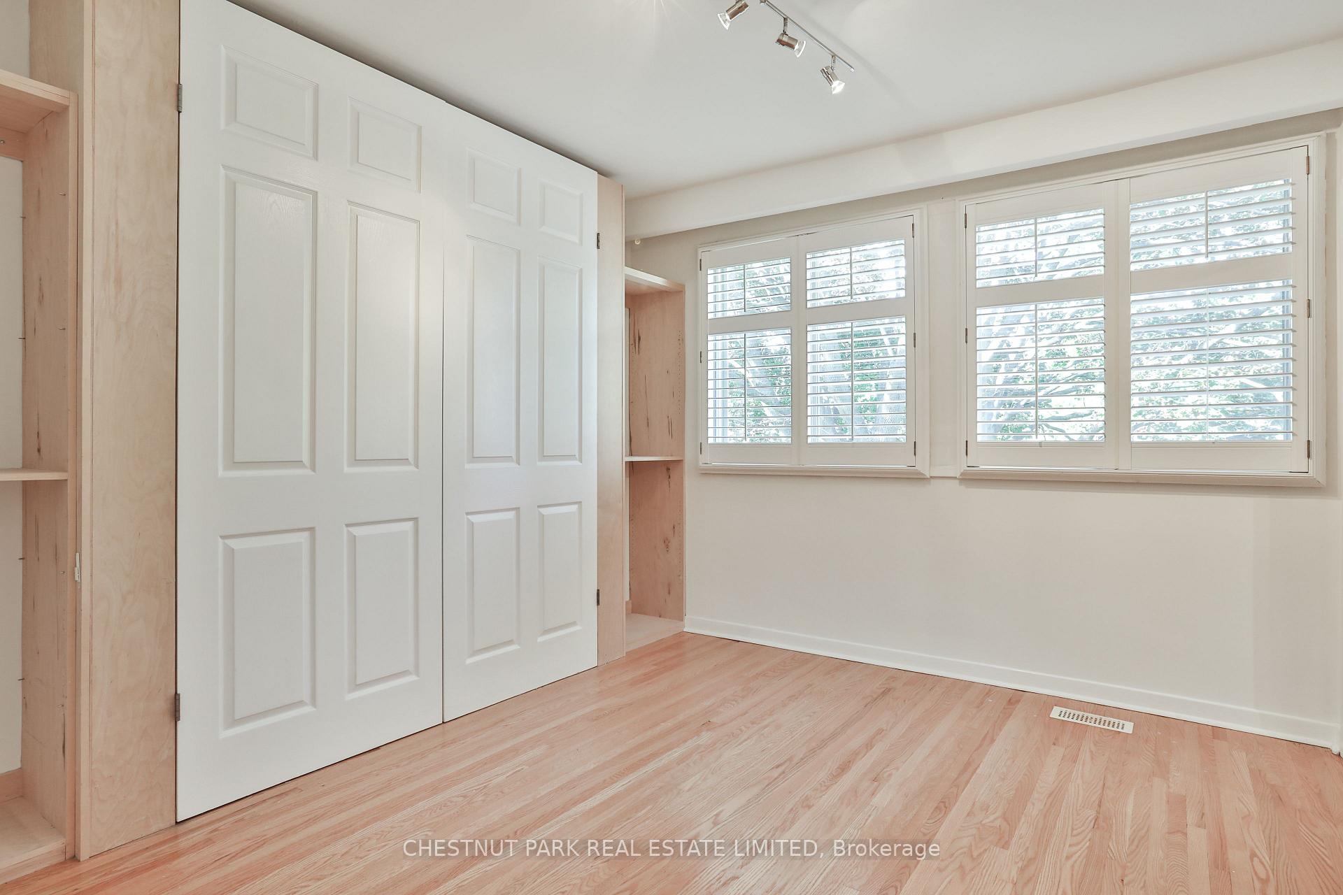 Photo 23 of 2 Allview Crescent, North York, Bayview Village — HOMEH