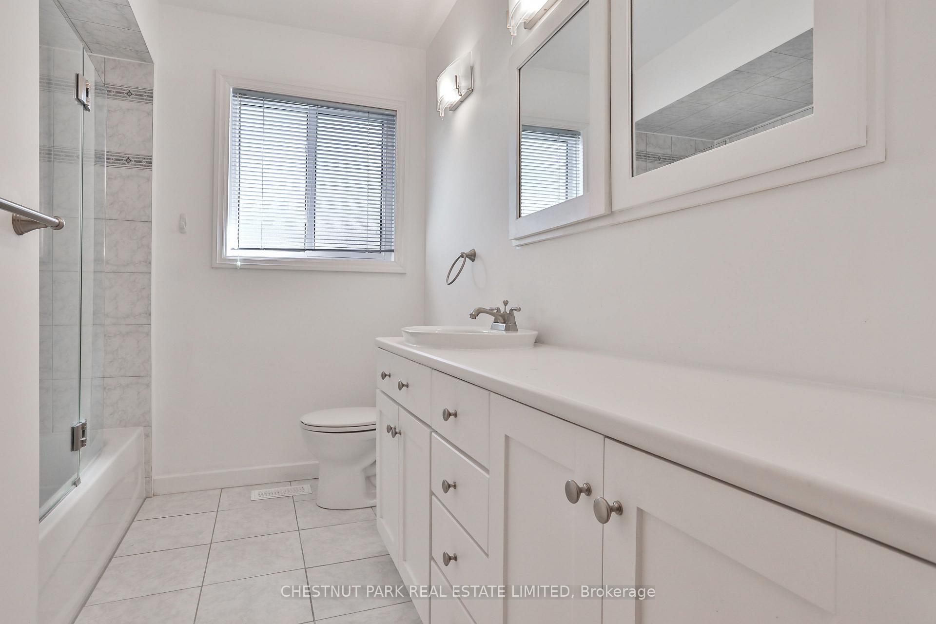 Photo 24 of 2 Allview Crescent, North York, Bayview Village — HOMEH