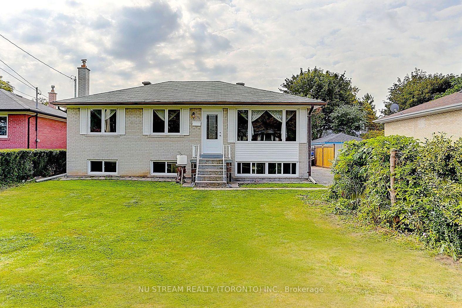 Photo 1 of Unit Main, 432 Crosby Avenue, Richmond Hill, Crosby — HOMEH