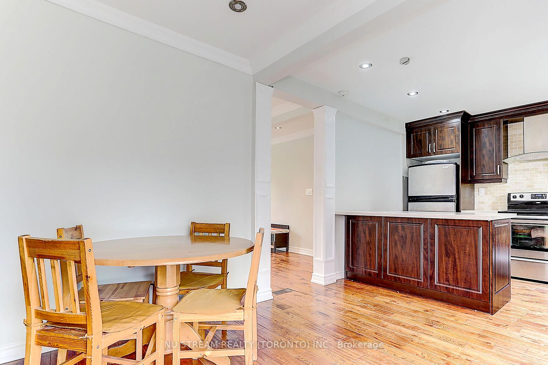 Photo 13 of Unit Main, 432 Crosby Avenue, Richmond Hill, Crosby — HOMEH