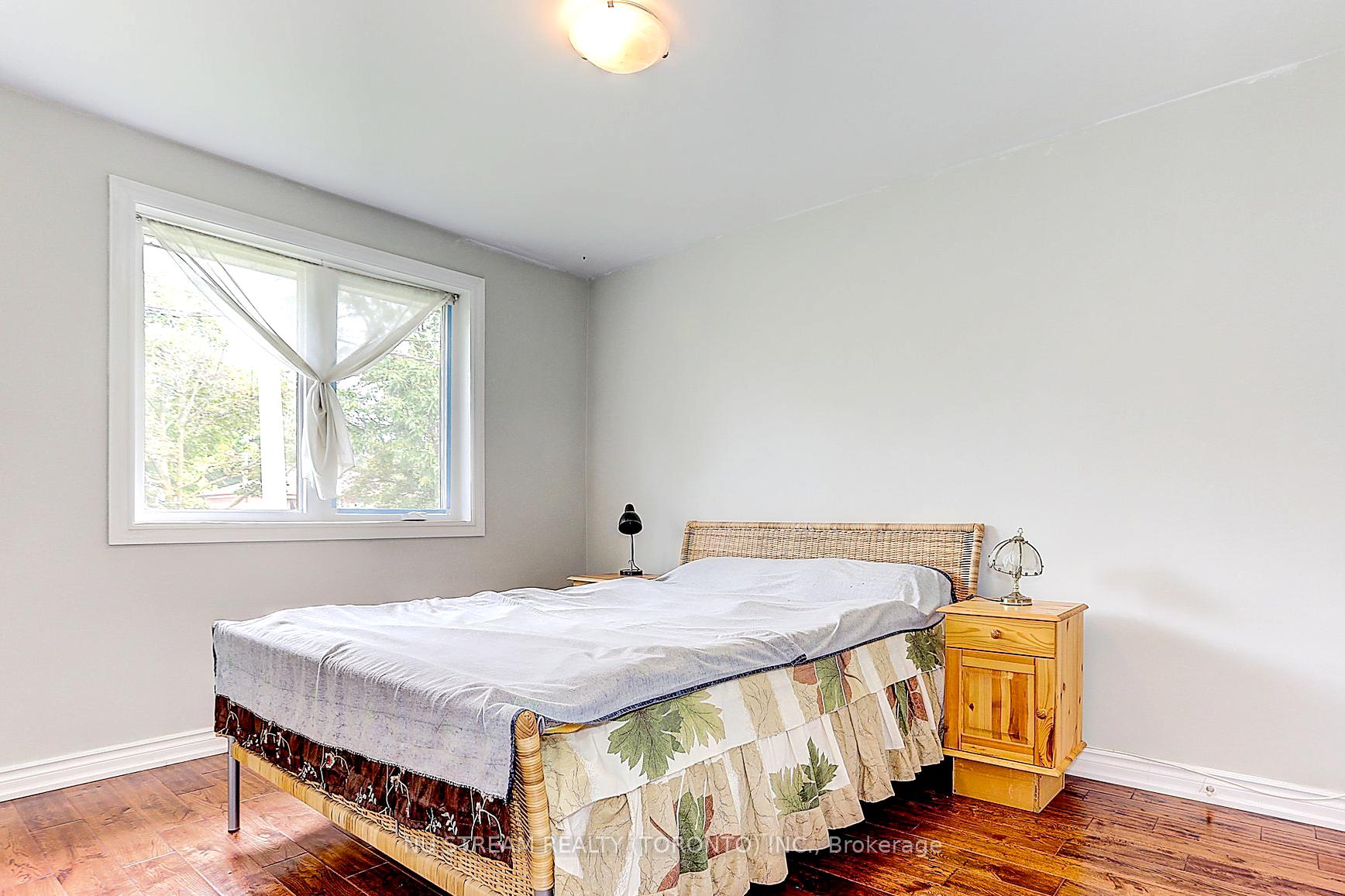 Photo 15 of Unit Main, 432 Crosby Avenue, Richmond Hill, Crosby — HOMEH