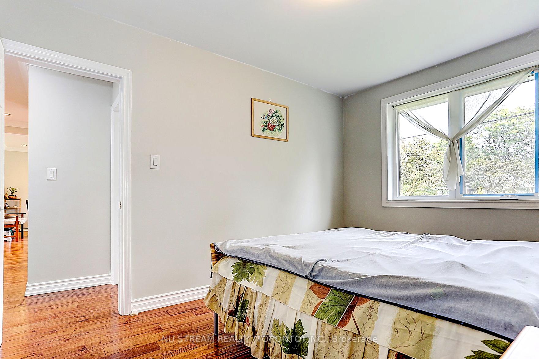Photo 16 of Unit Main, 432 Crosby Avenue, Richmond Hill, Crosby — HOMEH