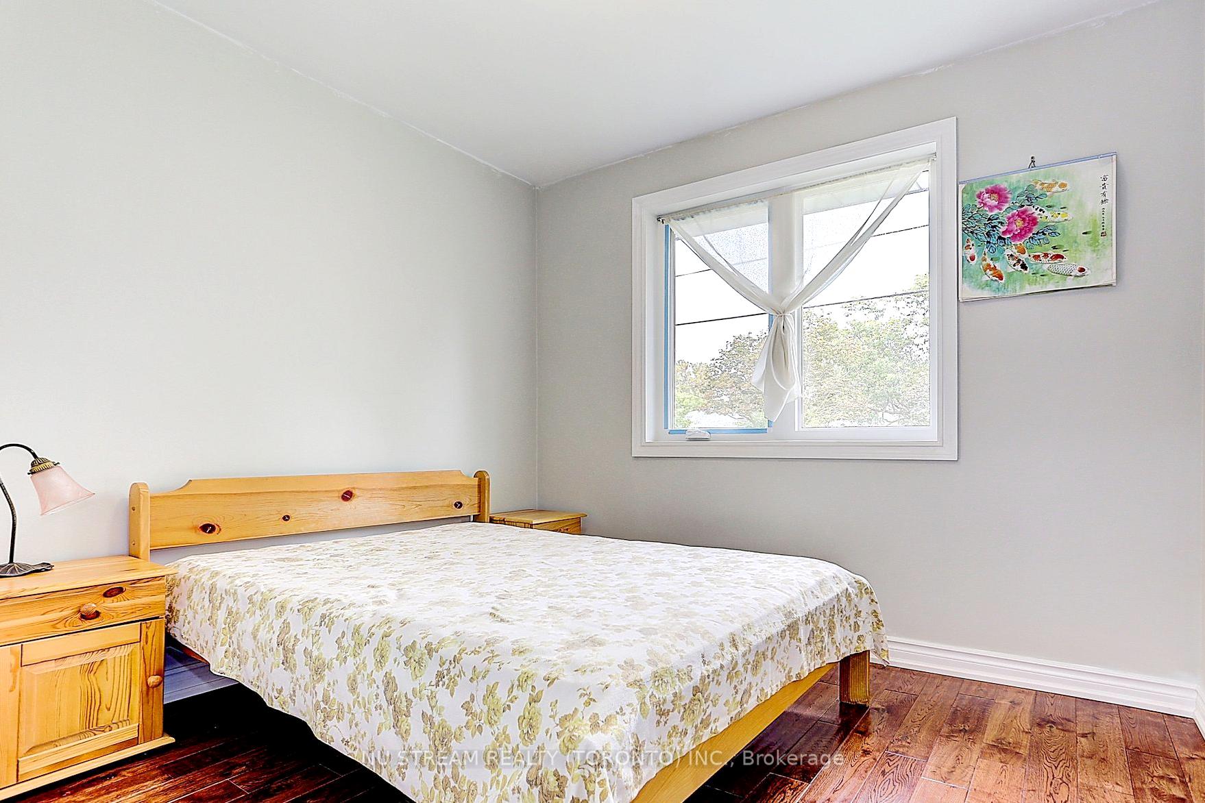 Photo 17 of Unit Main, 432 Crosby Avenue, Richmond Hill, Crosby — HOMEH