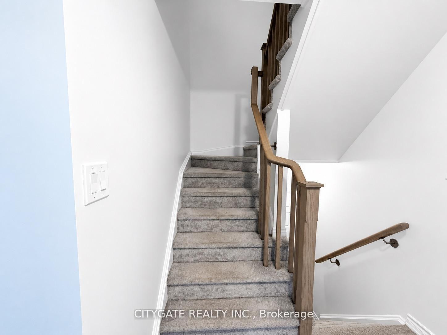 Photo 17 of 69 Mcmonies Drive, Hamilton, Waterdown — HOMEH