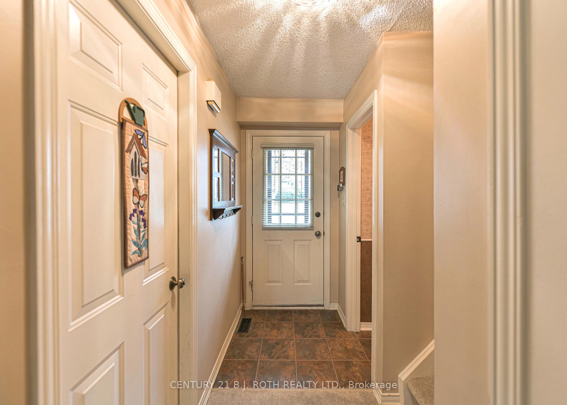 Photo 4 of Unit 36, 441 Barrie Road, Orillia — HOMEH
