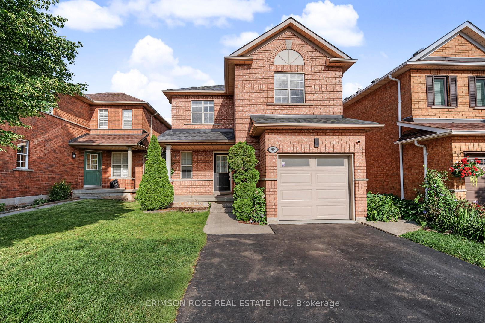 Photo 2 of 506 Pondview Place, Oakville, Wedgewood Creek — HOMEH