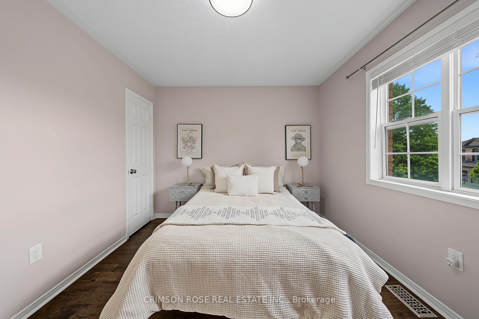 Photo 31 of 506 Pondview Place, Oakville, Wedgewood Creek — HOMEH