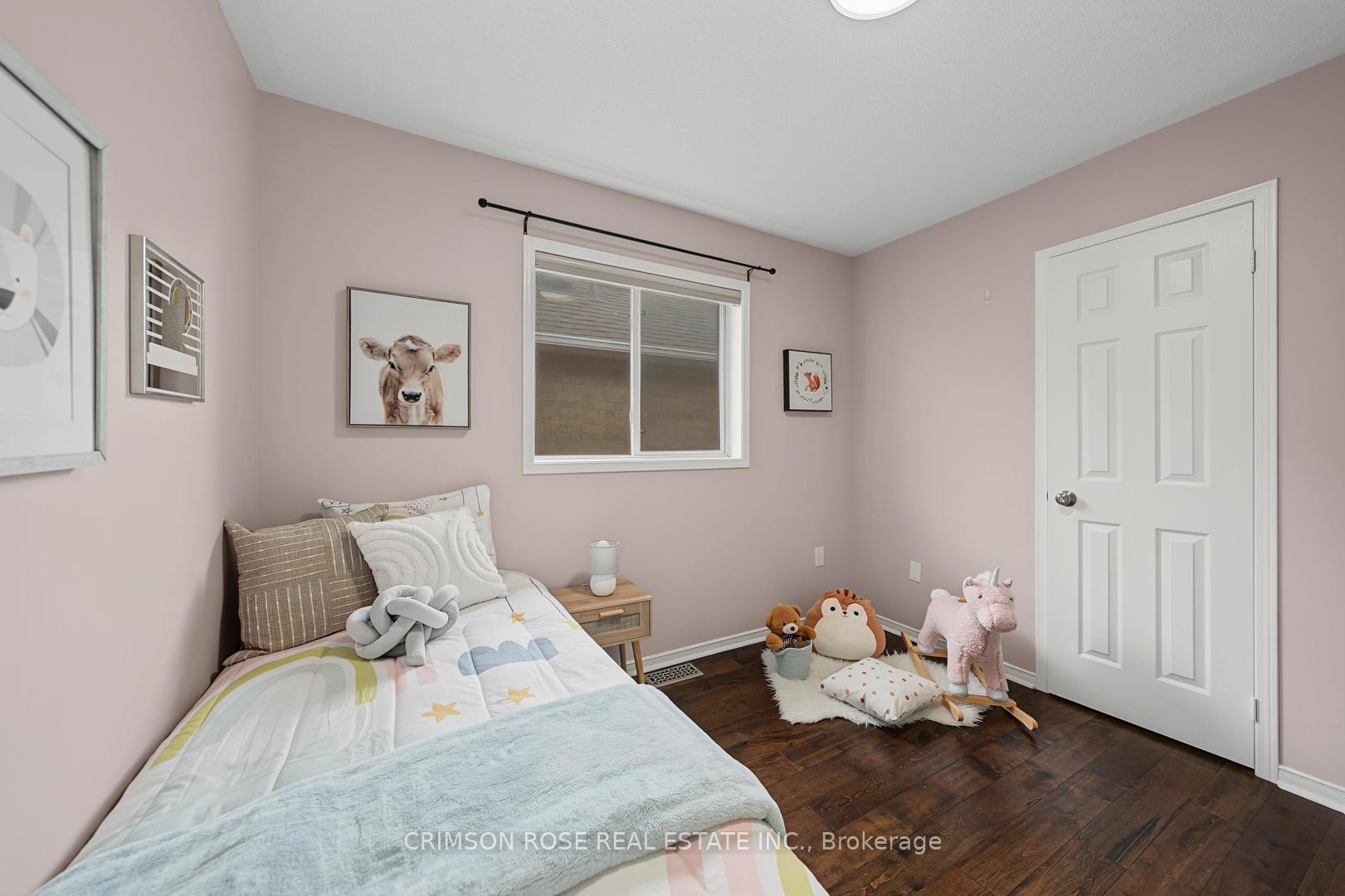 Photo 36 of 506 Pondview Place, Oakville, Wedgewood Creek — HOMEH