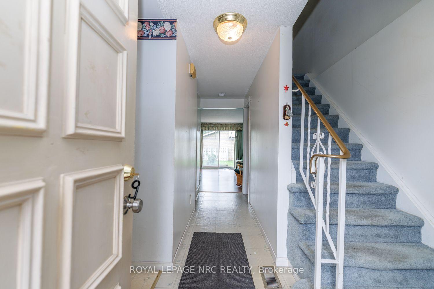 Photo 2 of Unit 1, 242 Lakeport Road, St. Catharines, Lakeport — HOMEH