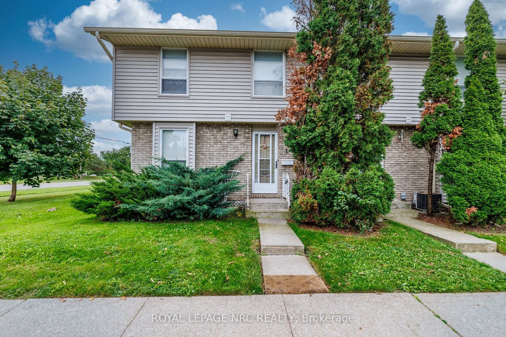 Photo 23 of Unit 1, 242 Lakeport Road, St. Catharines, Lakeport — HOMEH