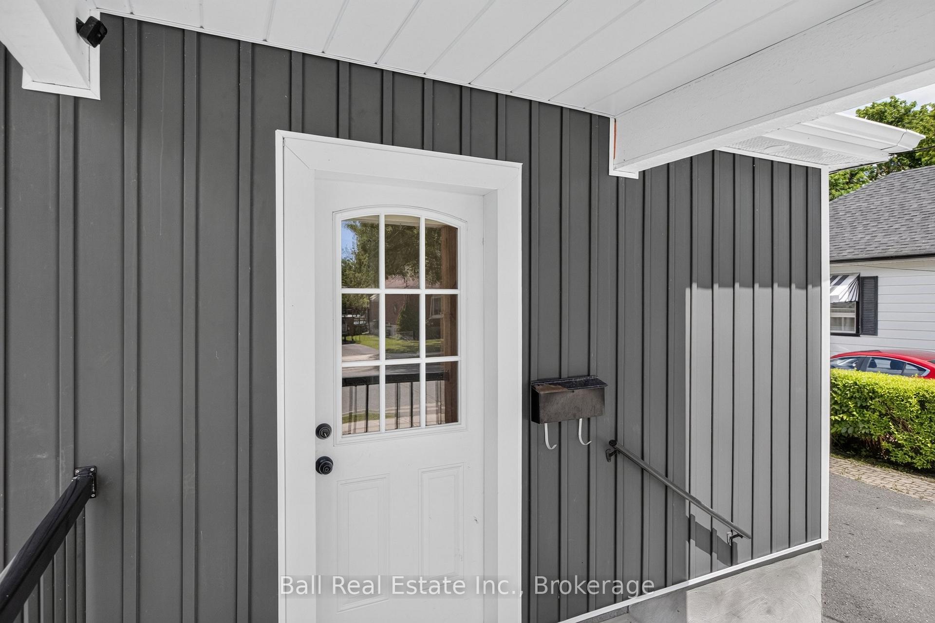 Photo 4 of 246 King George Street, Peterborough, Otonabee Ward 1 — HOMEH