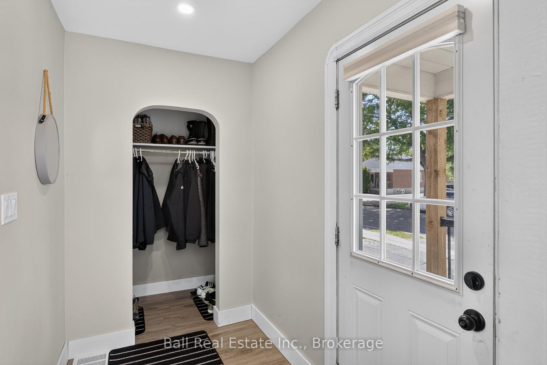 Photo 5 of 246 King George Street, Peterborough, Otonabee Ward 1 — HOMEH