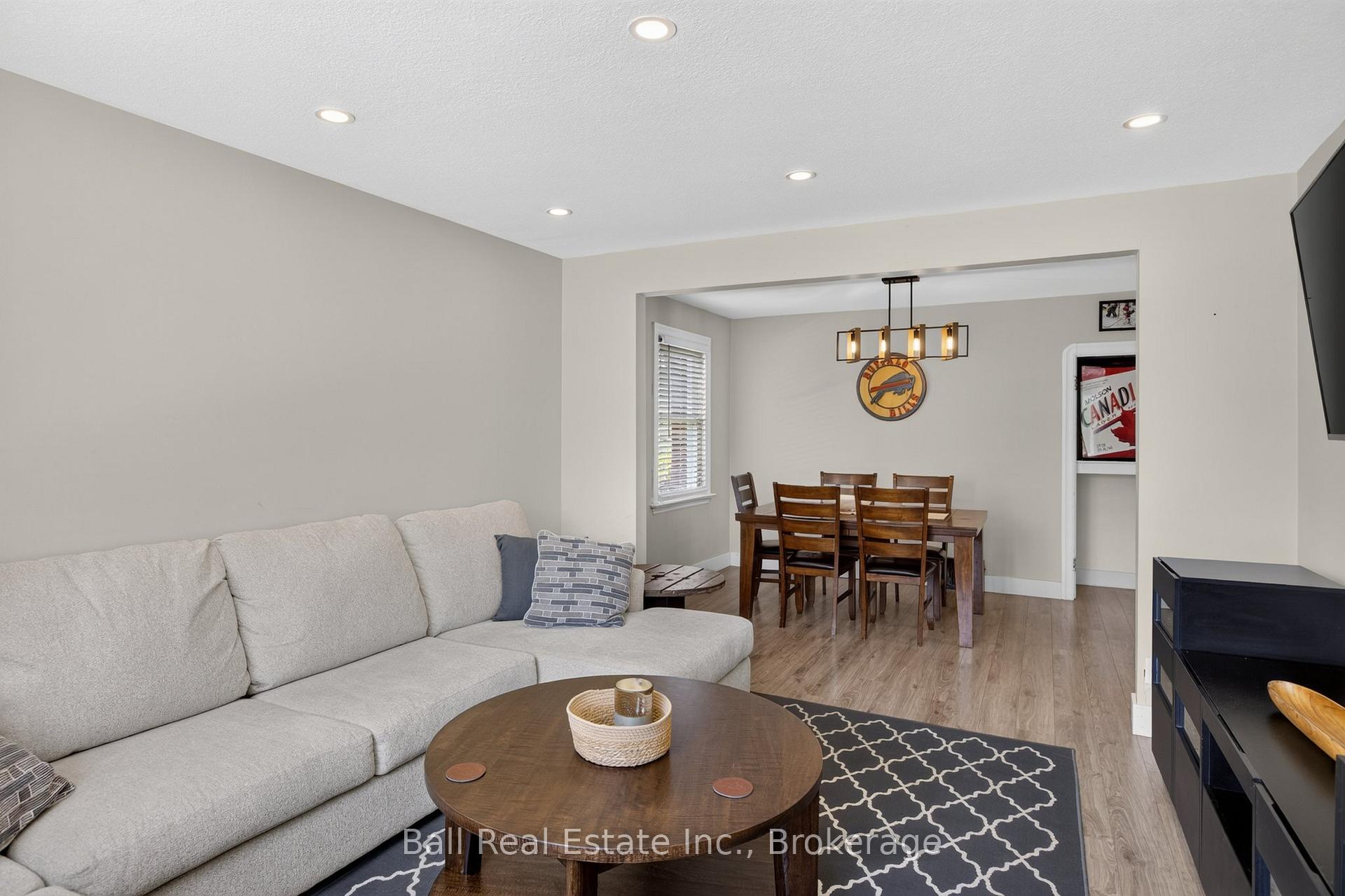Photo 8 of 246 King George Street, Peterborough, Otonabee Ward 1 — HOMEH