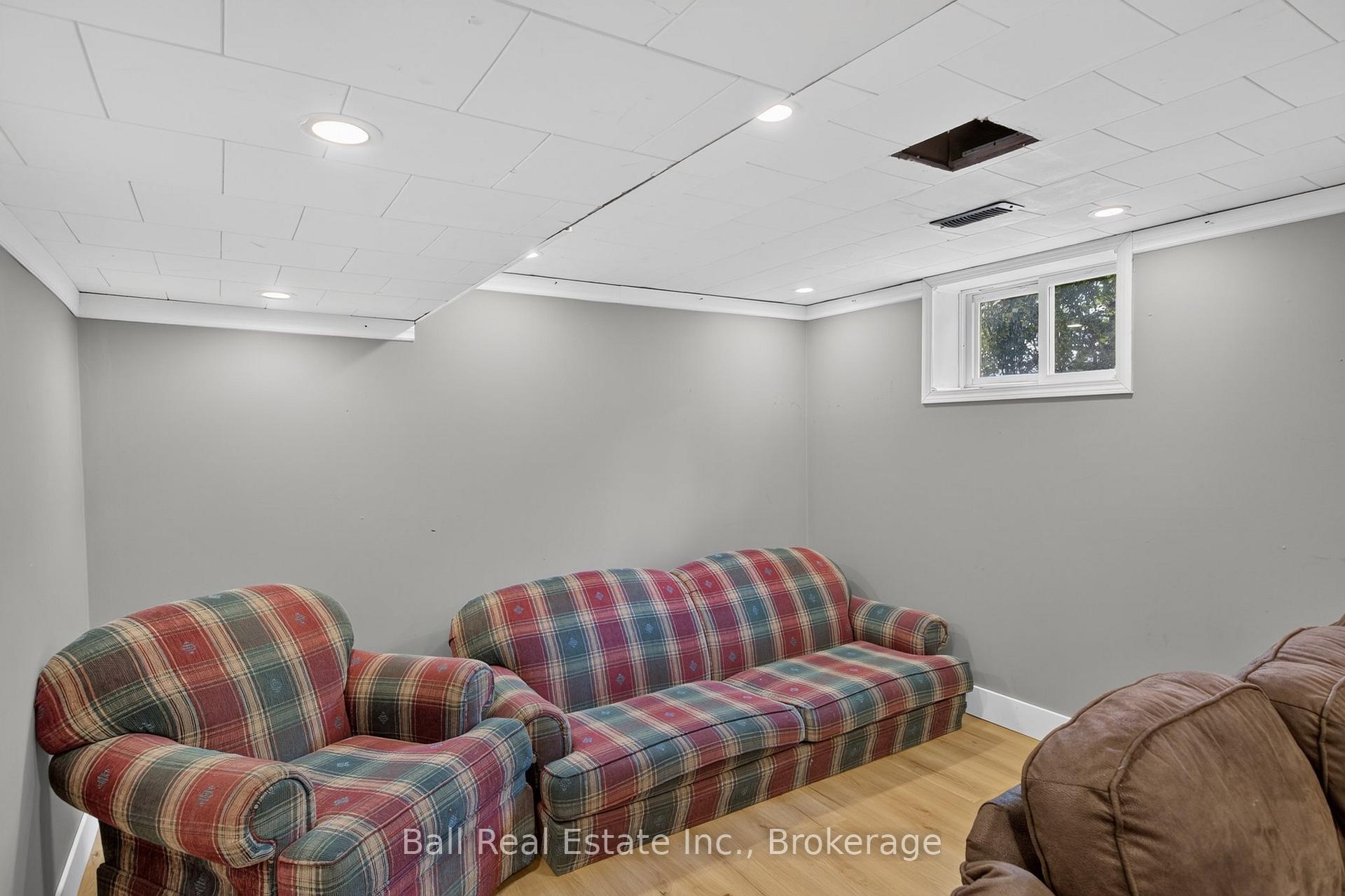 Photo 27 of 246 King George Street, Peterborough, Otonabee Ward 1 — HOMEH