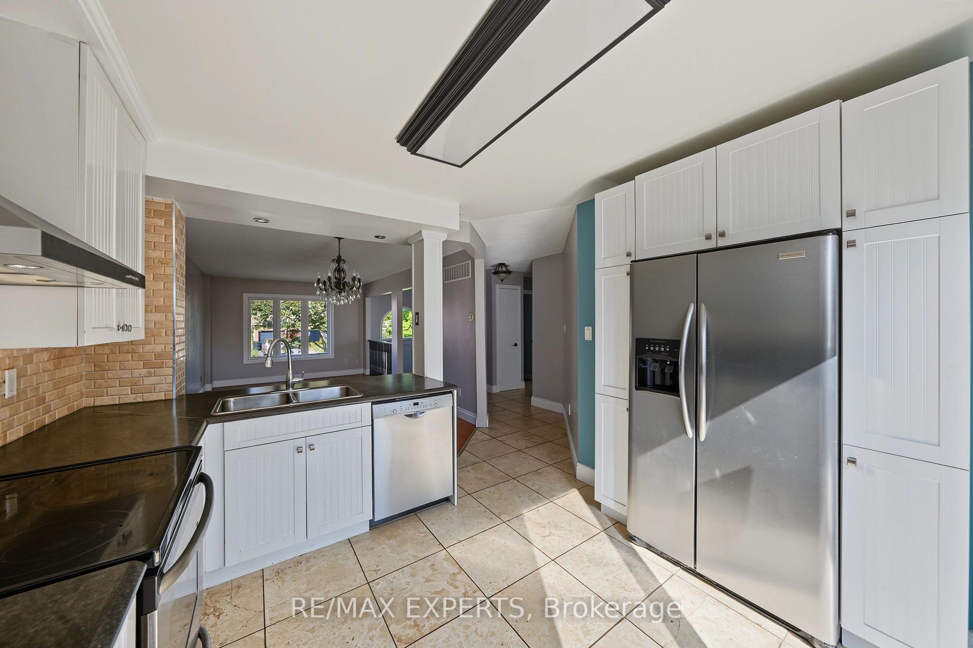 Photo 11 of 97 Cecil Street, Essa, Angus — HOMEH