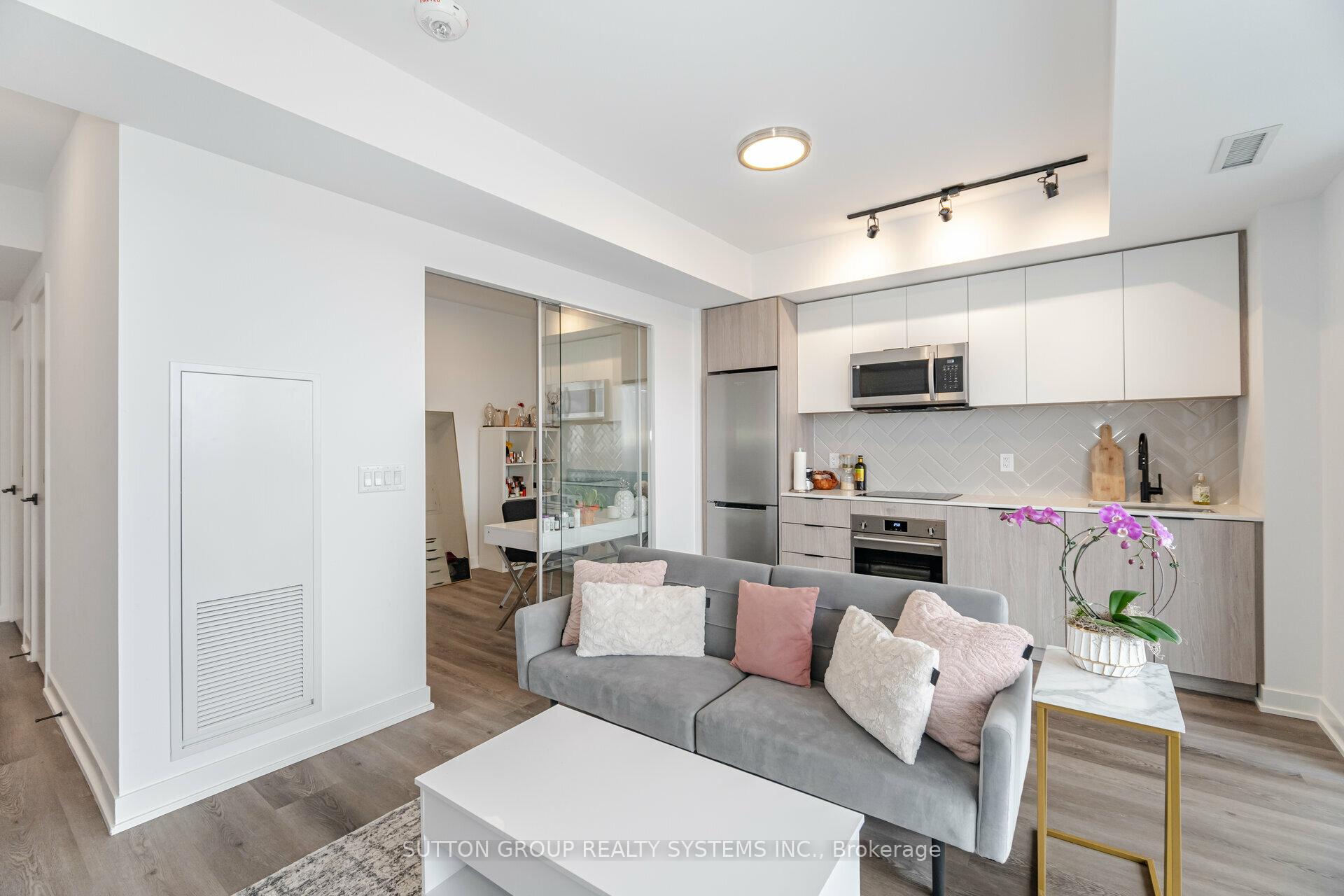 Photo 4 of Unit 1607, 36 Zorra Street, Etobicoke, Islington-City Centre West — HOMEH