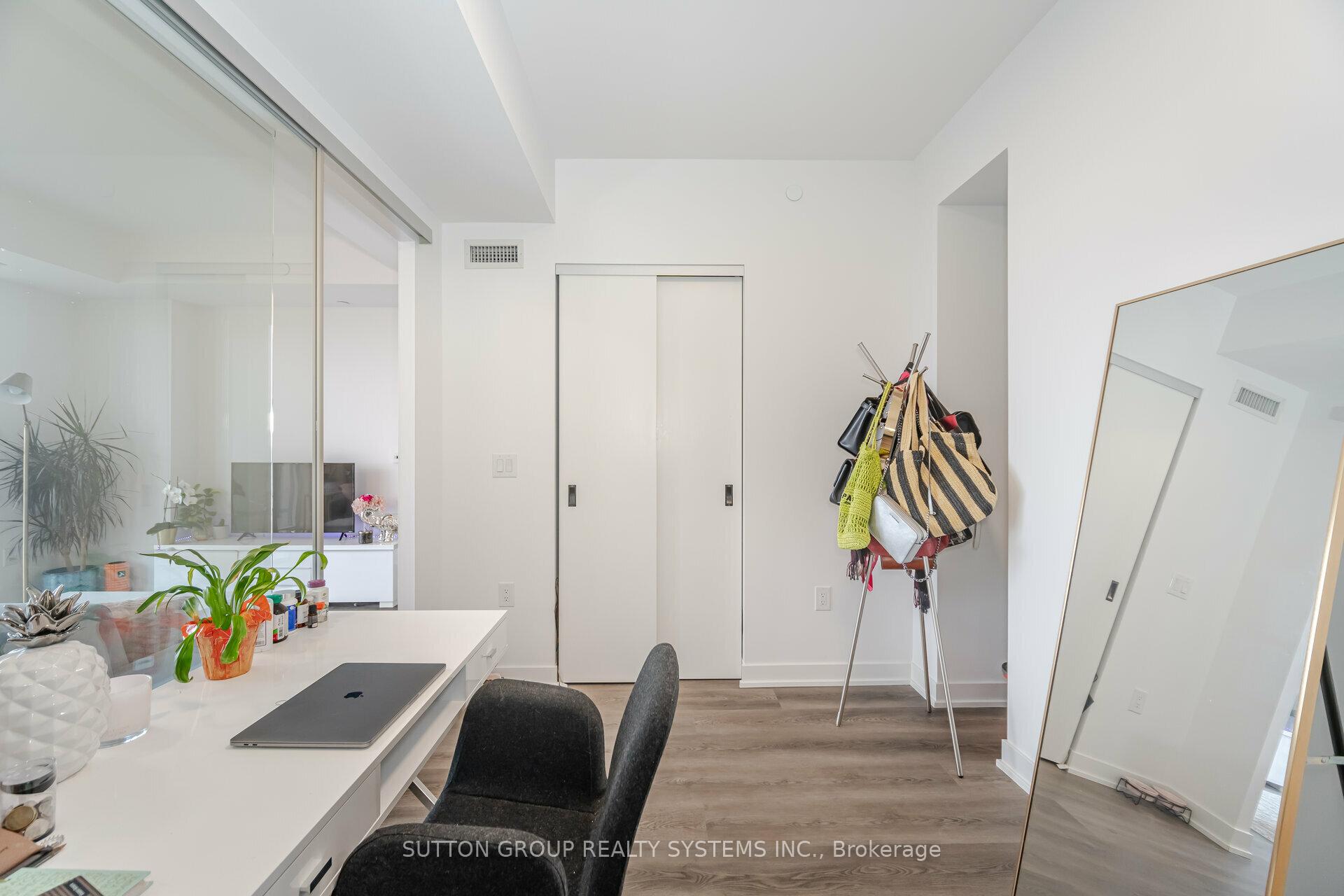 Photo 18 of Unit 1607, 36 Zorra Street, Etobicoke, Islington-City Centre West — HOMEH