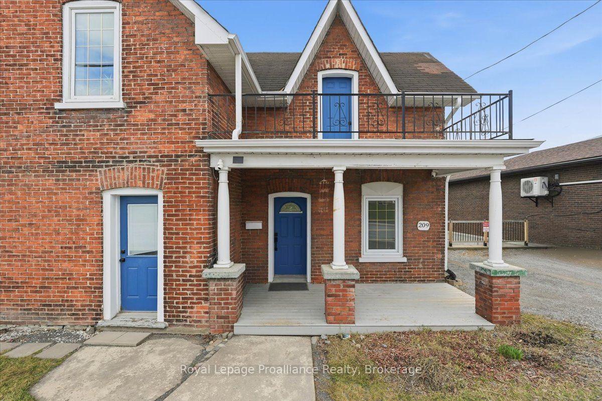 Photo 2 of 209 Dundas Street E, Quinte West, Trenton Ward — HOMEH