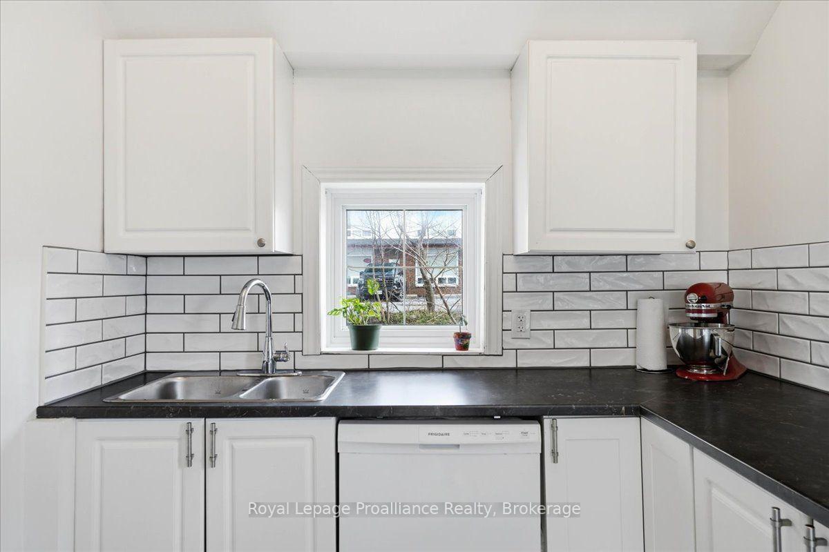 Photo 9 of 209 Dundas Street E, Quinte West, Trenton Ward — HOMEH