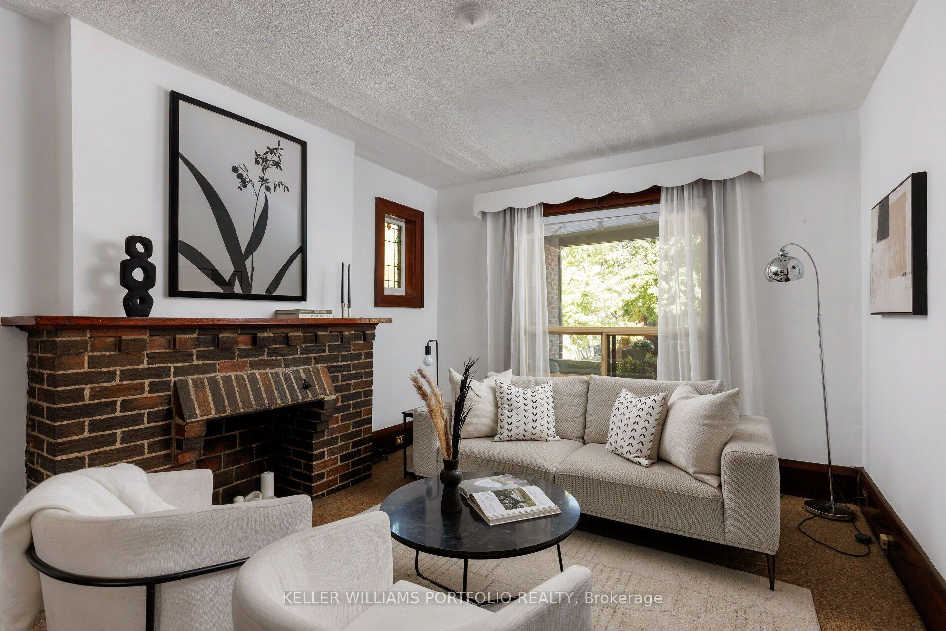 Photo 5 of 279 Garden Avenue, Toronto, High Park-Swansea — HOMEH