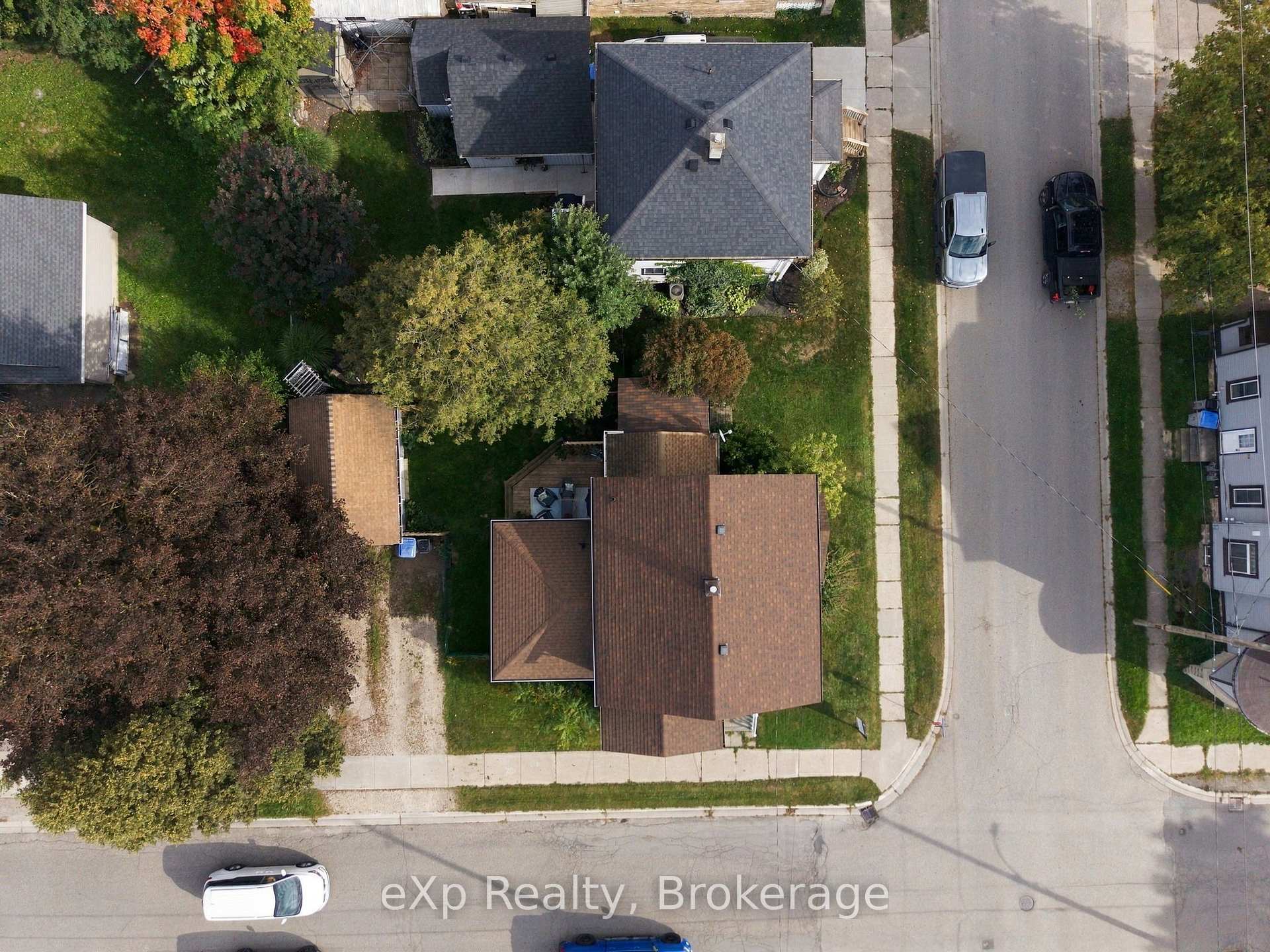 Photo 4 of 310 Barber Avenue N, North Perth, Listowel — HOMEH