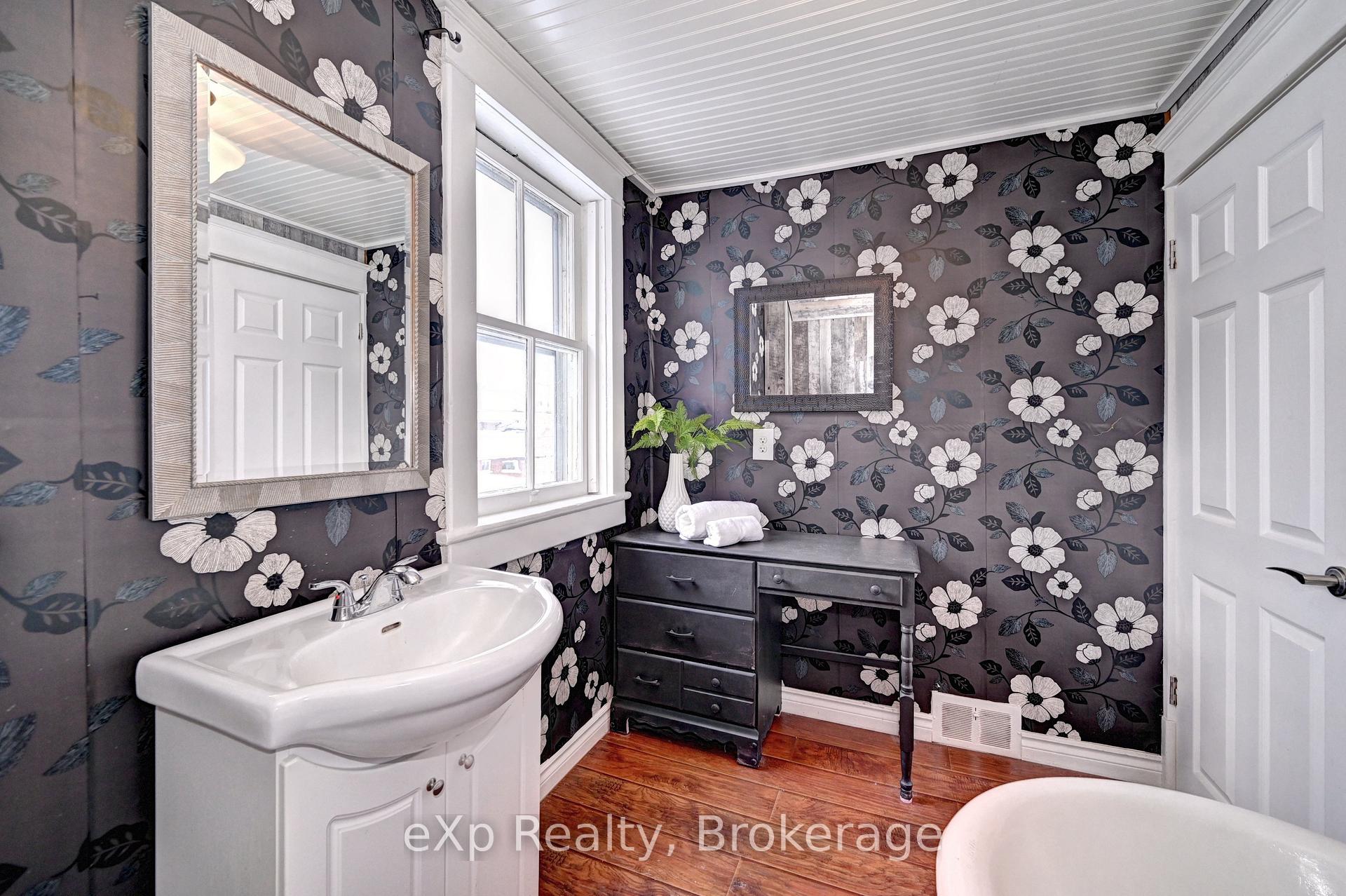 Photo 29 of 310 Barber Avenue N, North Perth, Listowel — HOMEH