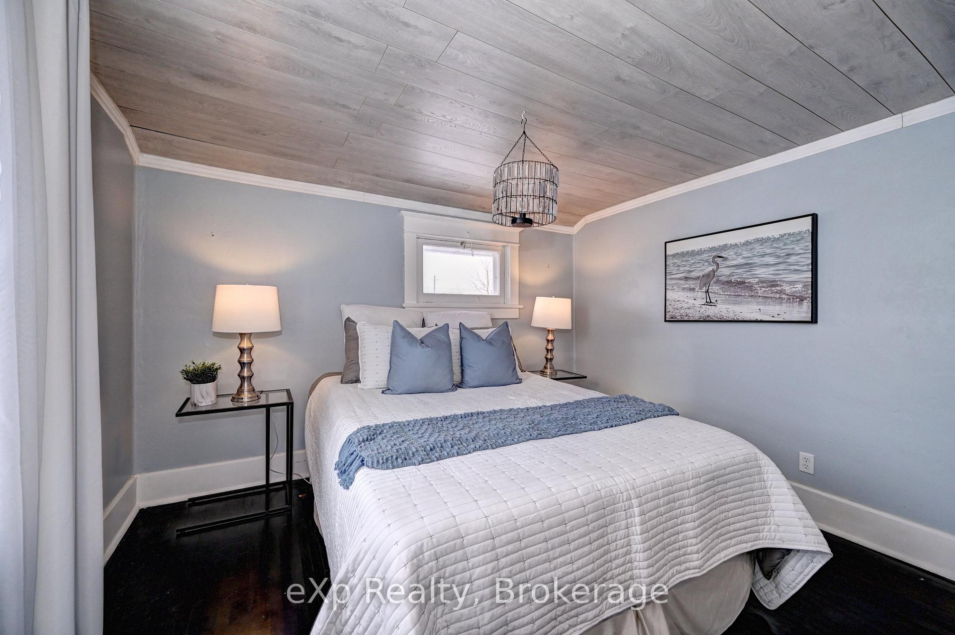Photo 33 of 310 Barber Avenue N, North Perth, Listowel — HOMEH