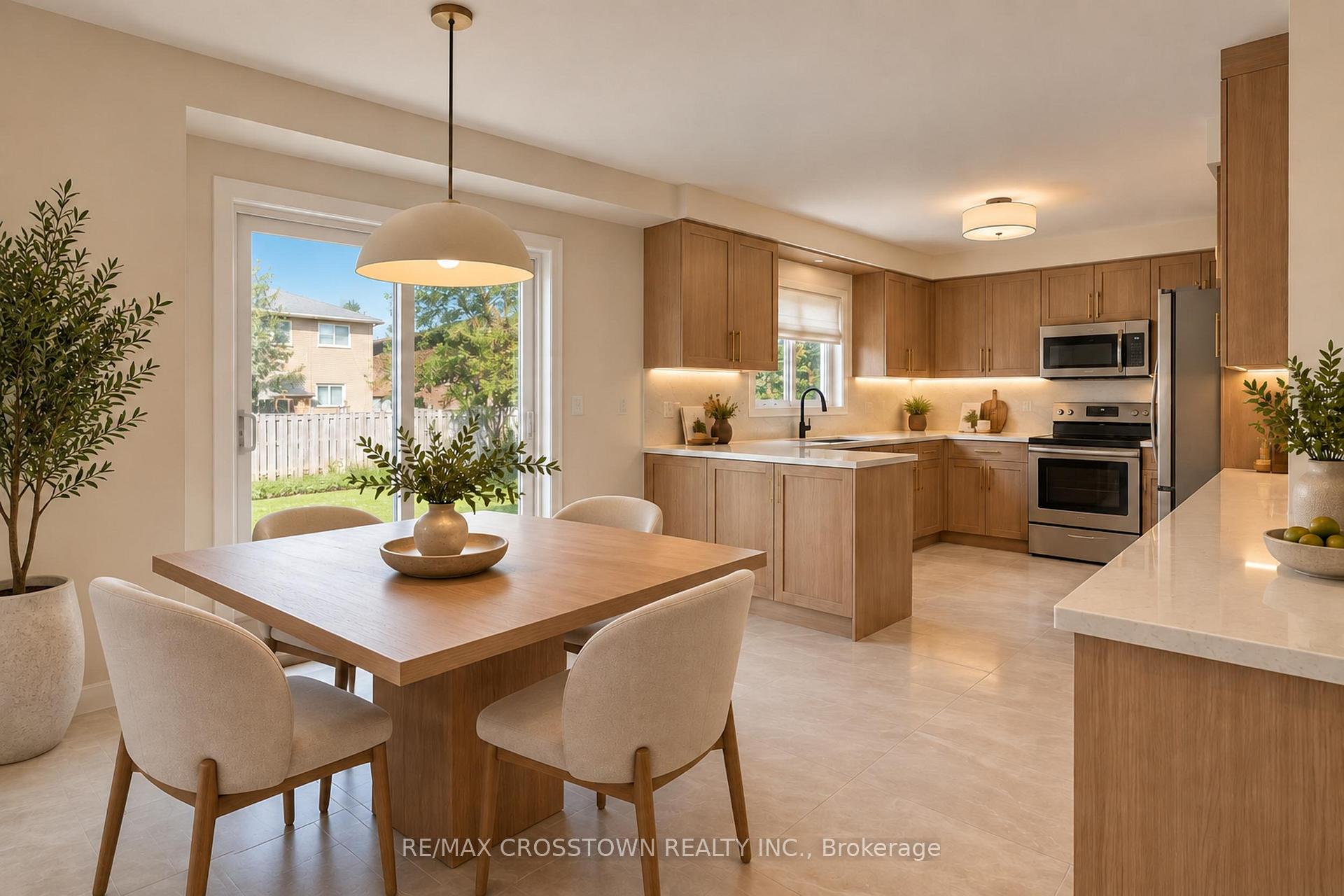 Photo 9 of 322 Forest Drive, Vaughan, West Woodbridge — HOMEH
