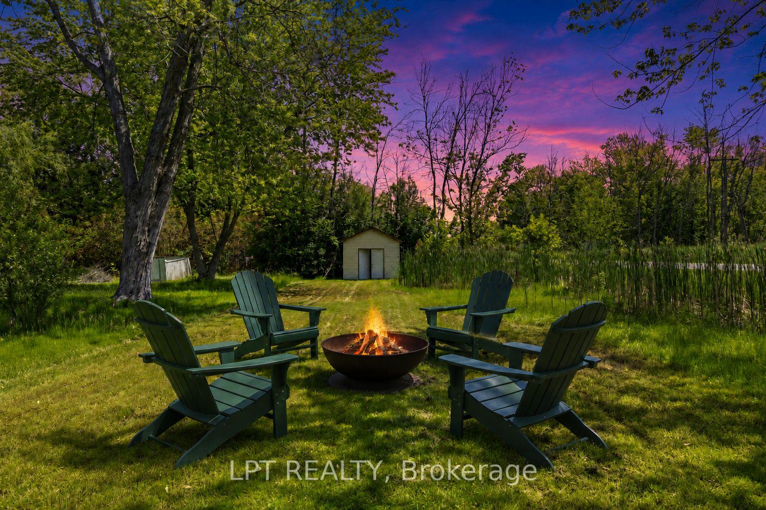 Photo 23 of 815 Paradise Drive, Georgina, Historic Lakeshore Communities — HOMEH