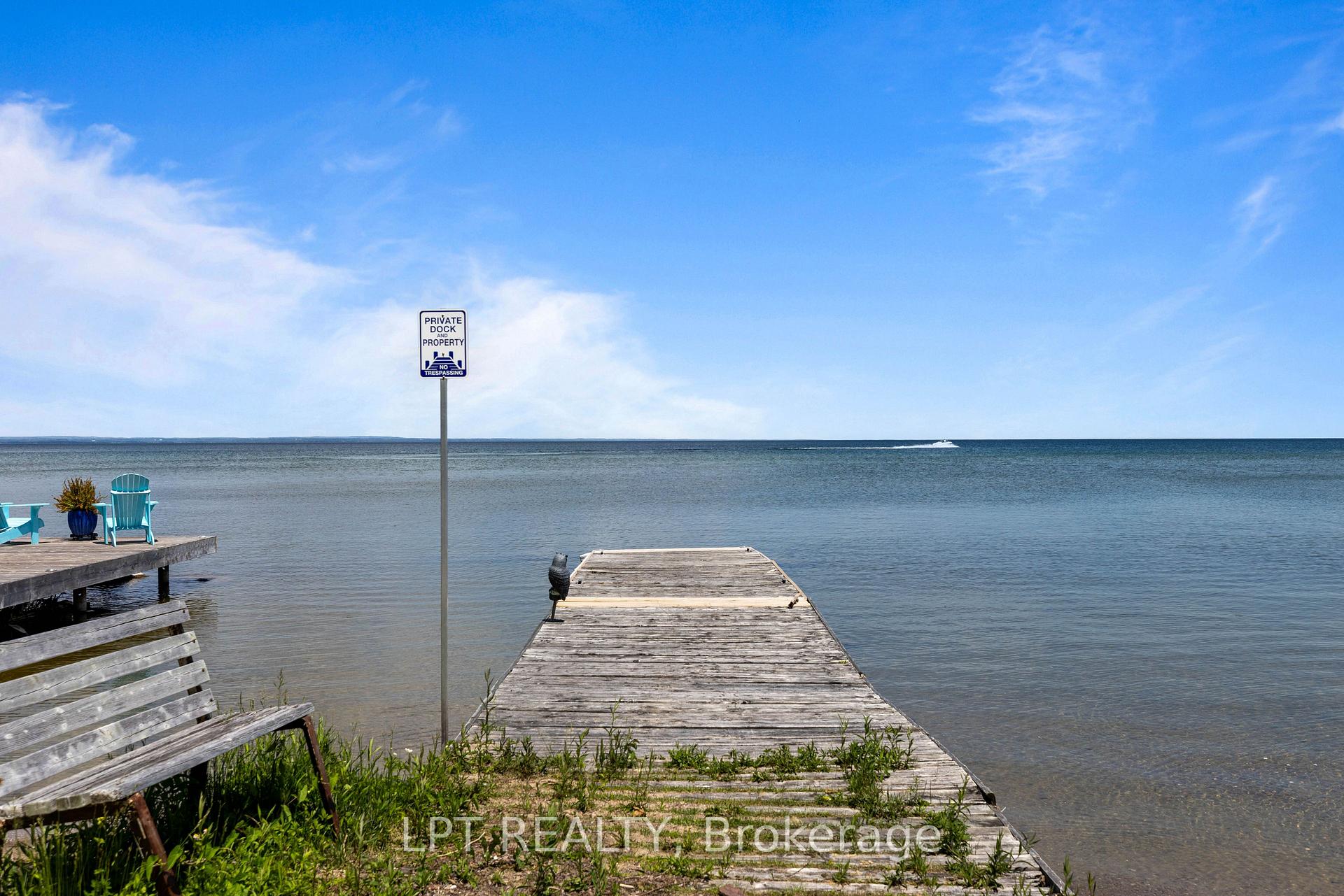 Photo 28 of 815 Paradise Drive, Georgina, Historic Lakeshore Communities — HOMEH