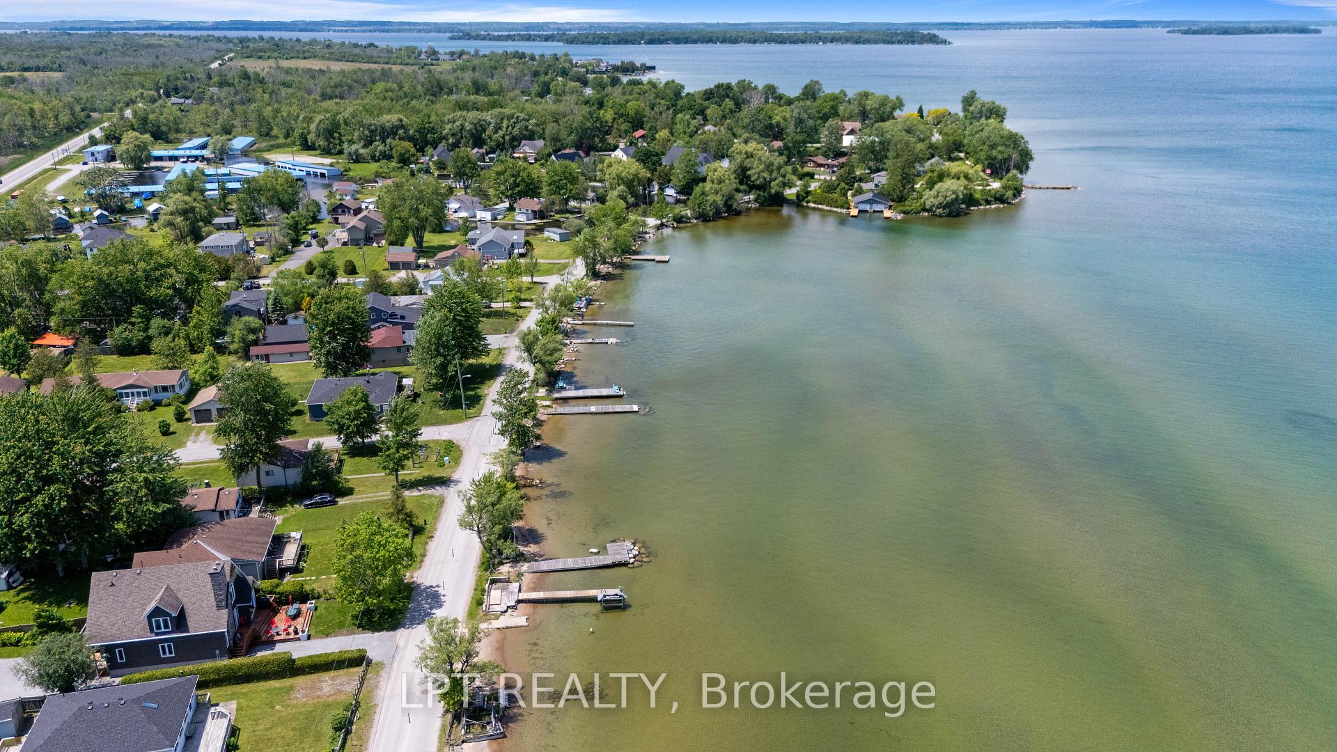Photo 29 of 815 Paradise Drive, Georgina, Historic Lakeshore Communities — HOMEH