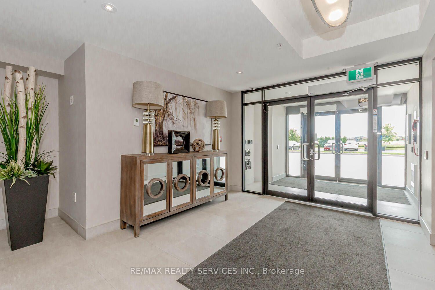 Photo 3 of Unit 420, 610 Farmstead Drive, Milton, Willmott — HOMEH