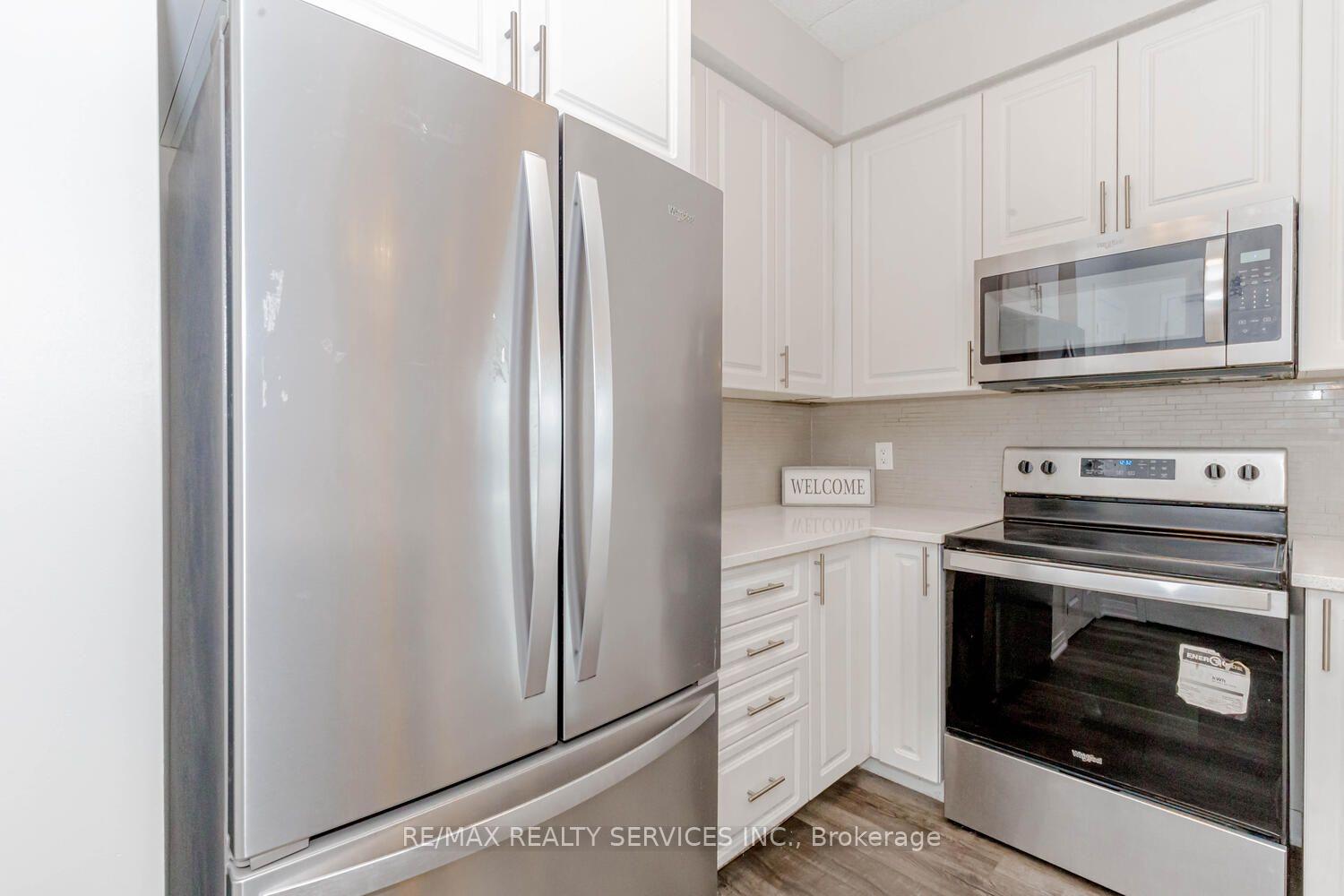 Photo 6 of Unit 420, 610 Farmstead Drive, Milton, Willmott — HOMEH
