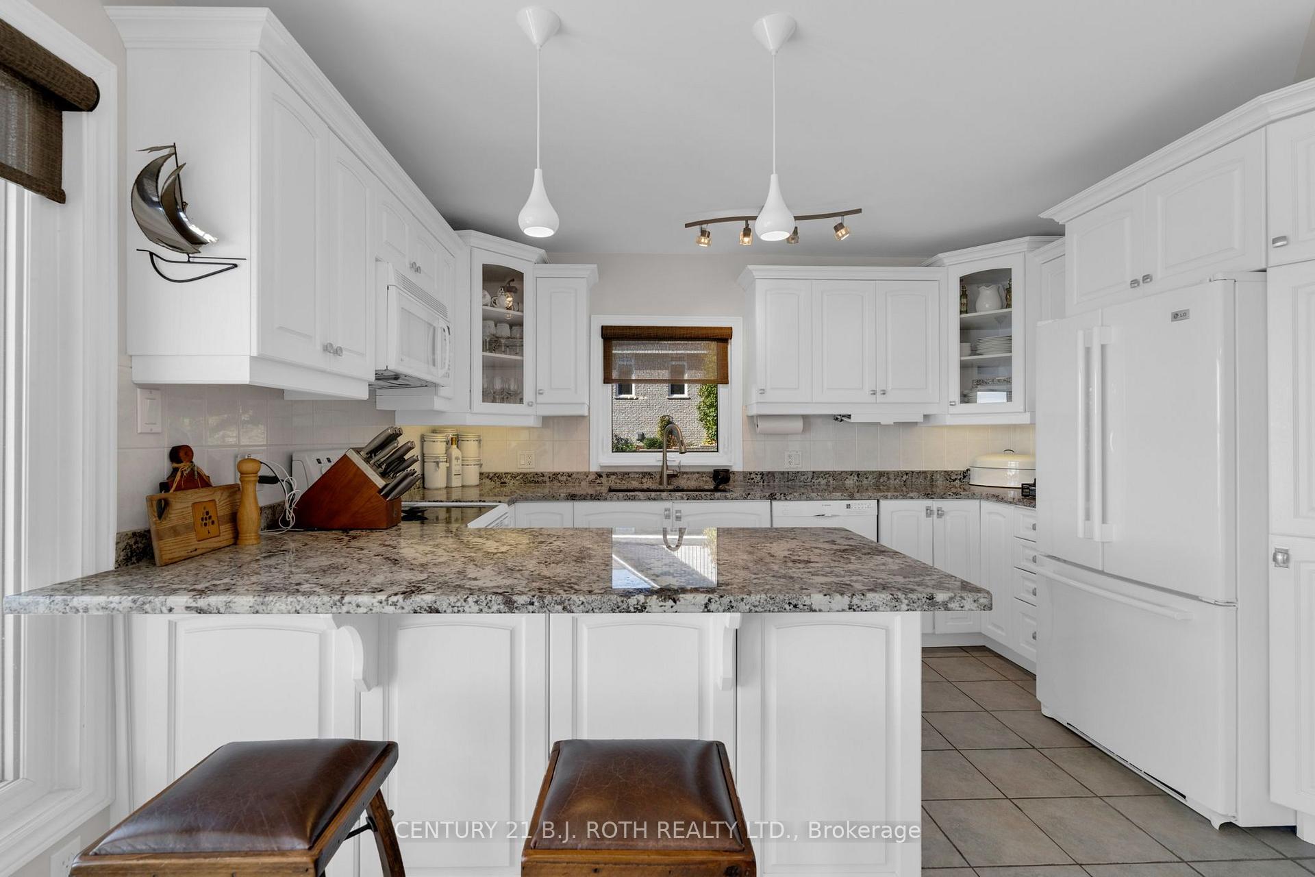 Photo 9 of 4307 Orkney Beach Road, Ramara, Rural Ramara — HOMEH