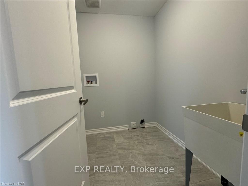 Photo 16 of Unit 49, 3 Mann Trail, Welland, N. Welland — HOMEH