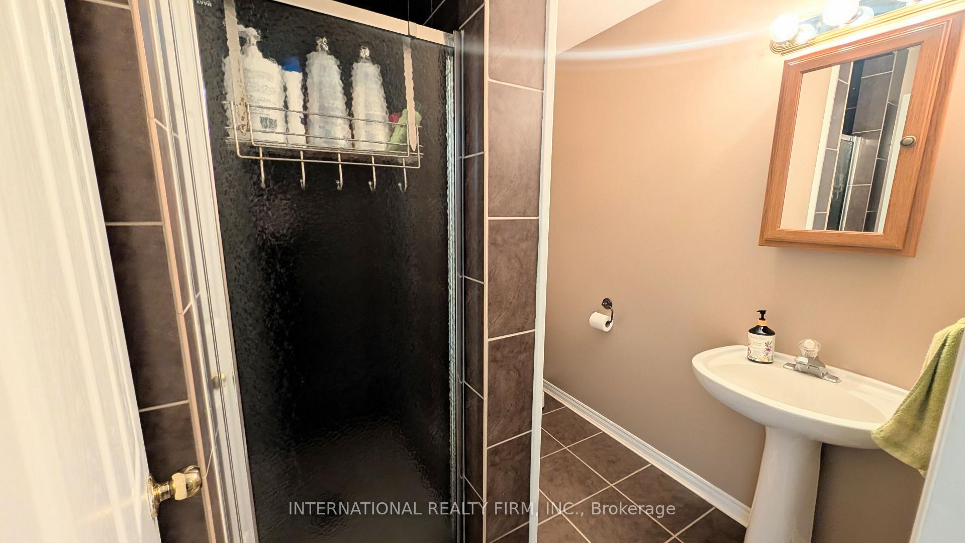 Photo 17 of 38 Windle Village Crescent, Thorold, Allanburg/Thorold South — HOMEH