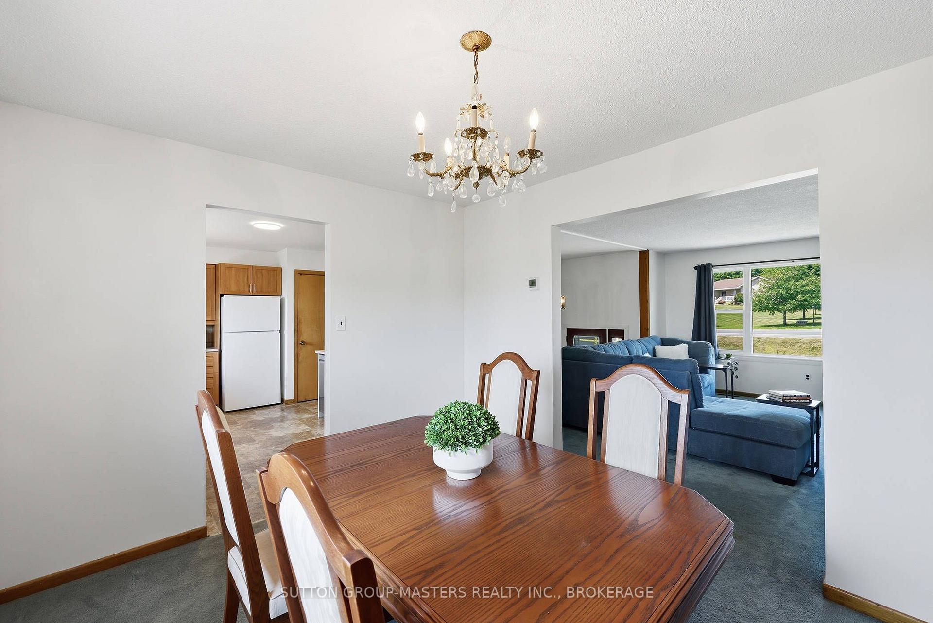 Photo 12 of 2212 Battersea Road, Kingston, City North of 401 — HOMEH