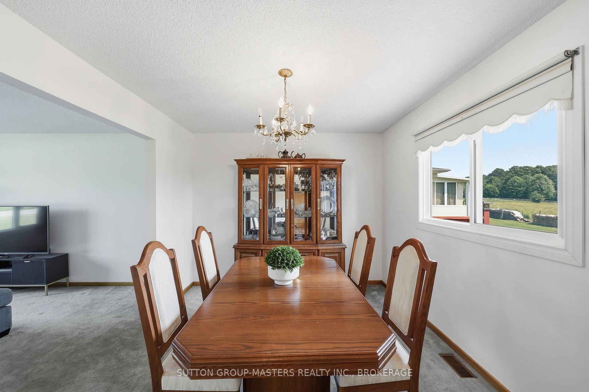 Photo 13 of 2212 Battersea Road, Kingston, City North of 401 — HOMEH